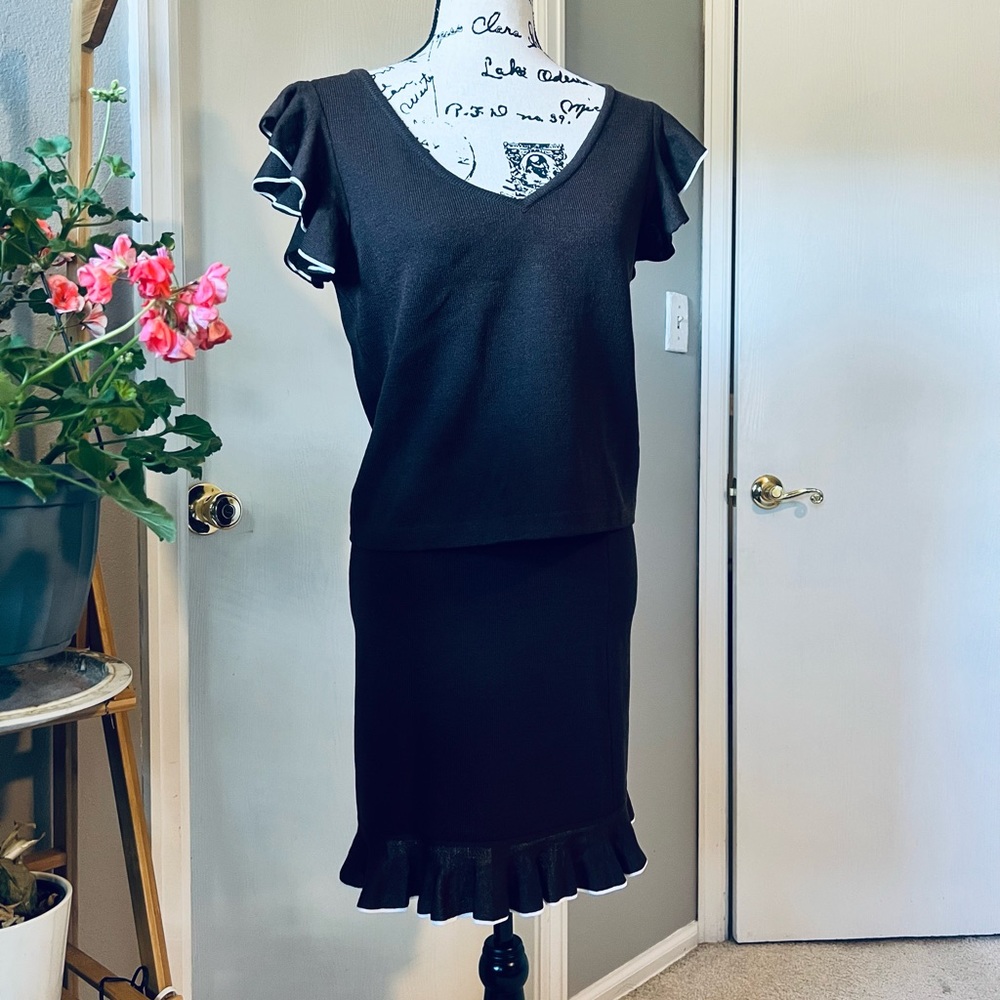 St John Chocolate brown Santana ruffle knit skirt set